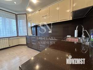 2-к квартира, вторичка, 60м2, 2/17 этаж