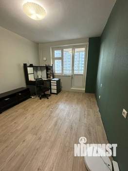 2-к квартира, вторичка, 63м2, 10/17 этаж