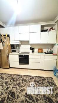 2-к квартира, вторичка, 64м2, 3/17 этаж