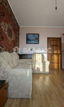 2-к квартира, вторичка, 55м2, 3/3 этаж