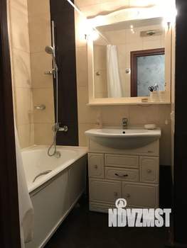 2-к квартира, вторичка, 60м2, 10/17 этаж