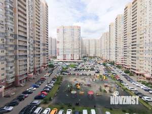 3-к квартира, вторичка, 90м2, 7/25 этаж