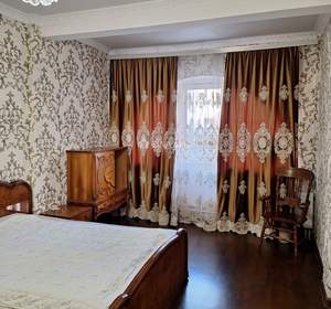 1-к квартира, вторичка, 57м2, 1/4 этаж