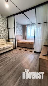 2-к квартира, вторичка, 63м2, 9/17 этаж