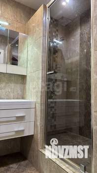 2-к квартира, вторичка, 64м2, 5/17 этаж