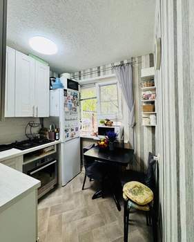 2-к квартира, вторичка, 48м2, 1/5 этаж