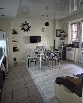 2-к квартира, вторичка, 77м2, 3/6 этаж