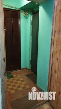2-к квартира, вторичка, 40м2, 1/9 этаж
