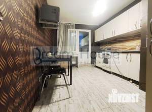 2-к квартира, вторичка, 55м2, 14/17 этаж