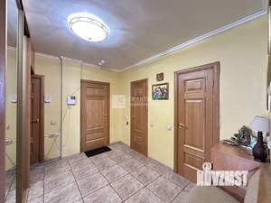 4-к квартира, вторичка, 135м2, 4/19 этаж