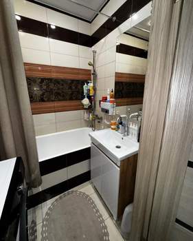 2-к квартира, вторичка, 67м2, 1/17 этаж
