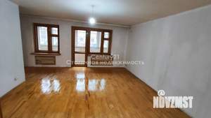 3-к квартира, вторичка, 113м2, 1/9 этаж