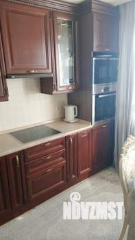 2-к квартира, вторичка, 63м2, 9/17 этаж