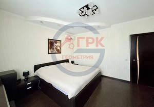 2-к квартира, вторичка, 53м2, 1/4 этаж