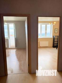 2-к квартира, вторичка, 42м2, 23/27 этаж