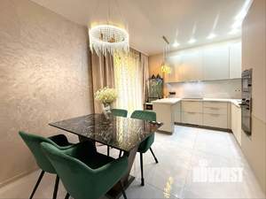 2-к квартира, вторичка, 71м2, 7/17 этаж