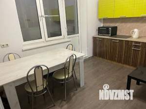 2-к квартира, вторичка, 65м2, 6/16 этаж