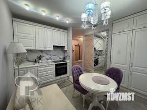 1-к квартира, вторичка, 50м2, 2/18 этаж