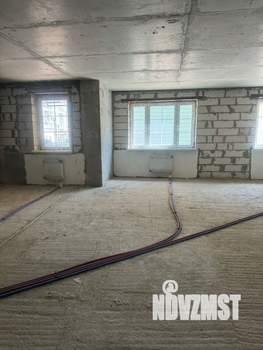 2-к квартира, вторичка, 76м2, 1/6 этаж