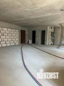 2-к квартира, вторичка, 83м2, 1/6 этаж