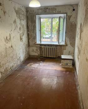 2-к квартира, вторичка, 44м2, 1/5 этаж