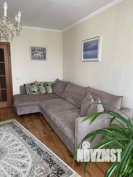 2-к квартира, вторичка, 62м2, 10/14 этаж