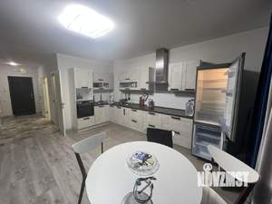 3-к квартира, вторичка, 83м2, 22/27 этаж