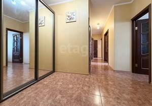 2-к квартира, вторичка, 63м2, 9/17 этаж