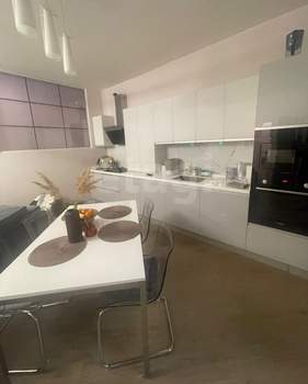 2-к квартира, вторичка, 74м2, 3/4 этаж