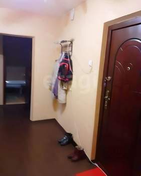 2-к квартира, вторичка, 52м2, 1/9 этаж