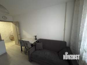 2-к квартира, вторичка, 63м2, 1/17 этаж