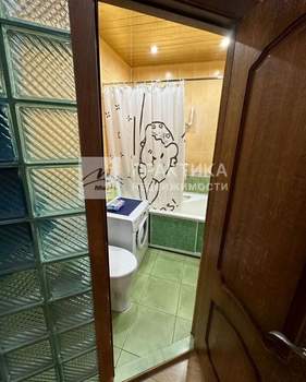 2-к квартира, вторичка, 42м2, 4/5 этаж