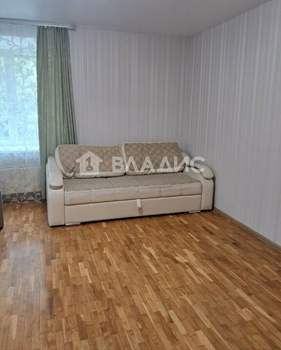 2-к квартира, вторичка, 64м2, 1/7 этаж