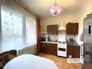 2-к квартира, вторичка, 52м2, 1/4 этаж