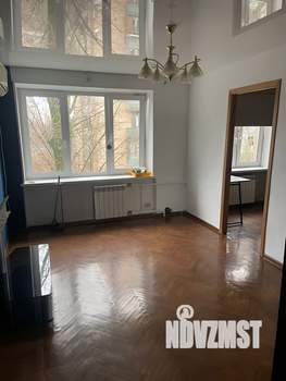 4-к квартира, вторичка, 61м2, 5/5 этаж