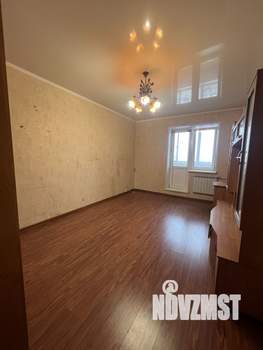 2-к квартира, вторичка, 77м2, 10/17 этаж