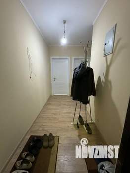 2-к квартира, вторичка, 63м2, 10/17 этаж