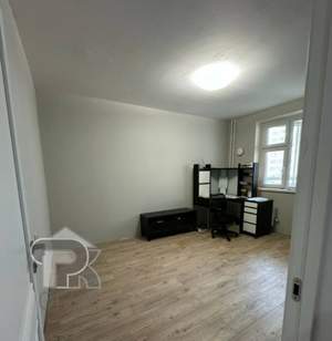 2-к квартира, вторичка, 64м2, 10/17 этаж