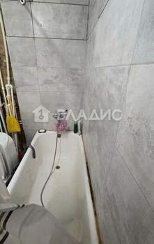 2-к квартира, вторичка, 42м2, 1/3 этаж
