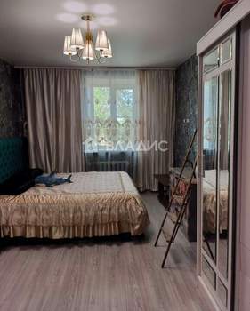 3-к квартира, вторичка, 72м2, 3/3 этаж