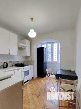 3-к квартира, вторичка, 63м2, 4/14 этаж