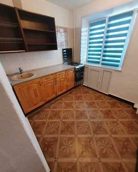 2-к квартира, вторичка, 42м2, 3/4 этаж