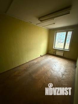 4-к квартира, вторичка, 79м2, 1/9 этаж