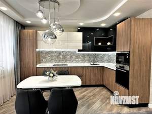 3-к квартира, вторичка, 102м2, 1/17 этаж