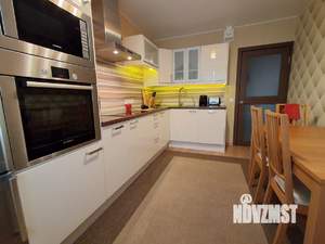 3-к квартира, вторичка, 74м2, 11/25 этаж
