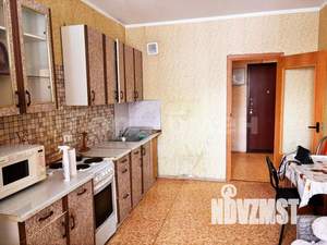 2-к квартира, вторичка, 72м2, 3/25 этаж