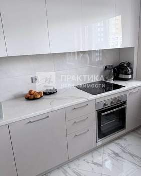 2-к квартира, вторичка, 57м2, 12/14 этаж