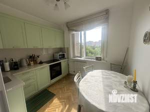 3-к квартира, вторичка, 70м2, 6/15 этаж