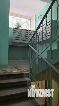 2-к квартира, вторичка, 40м2, 1/9 этаж