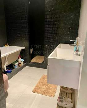 2-к квартира, вторичка, 73м2, 2/4 этаж